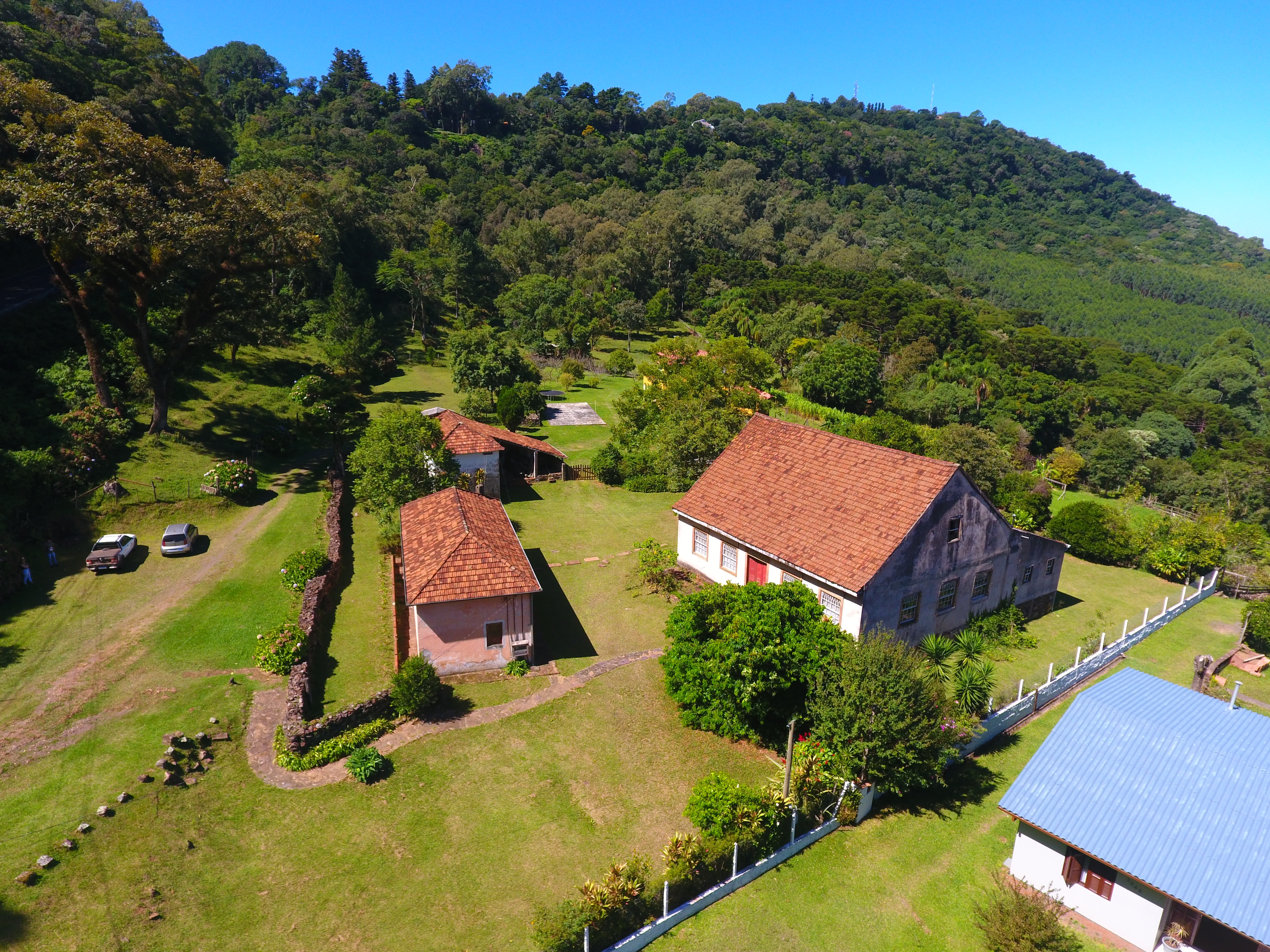 Fazenda à venda com 3 quartos, 790m² - Foto 1