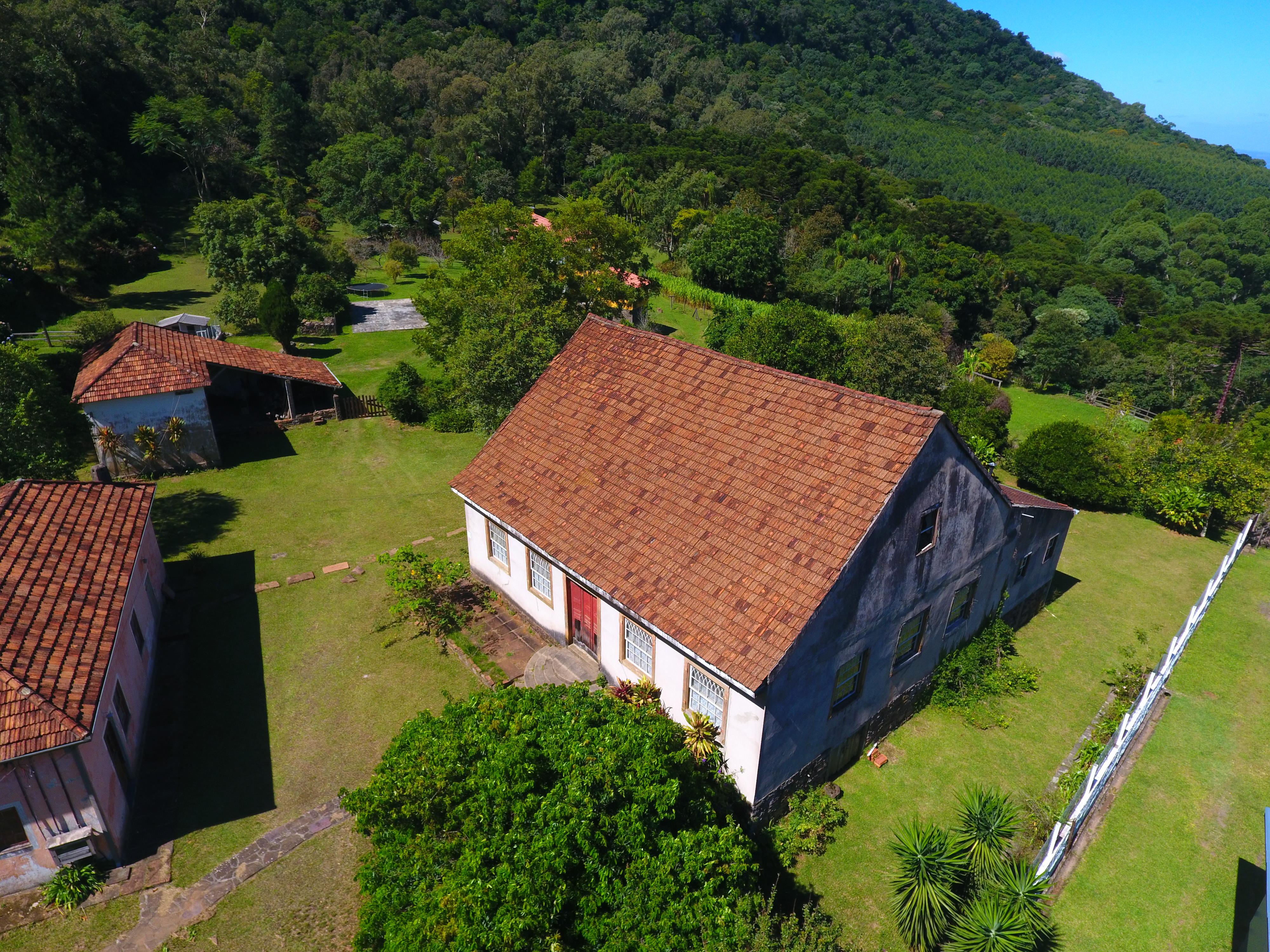 Fazenda à venda com 3 quartos, 790m² - Foto 3