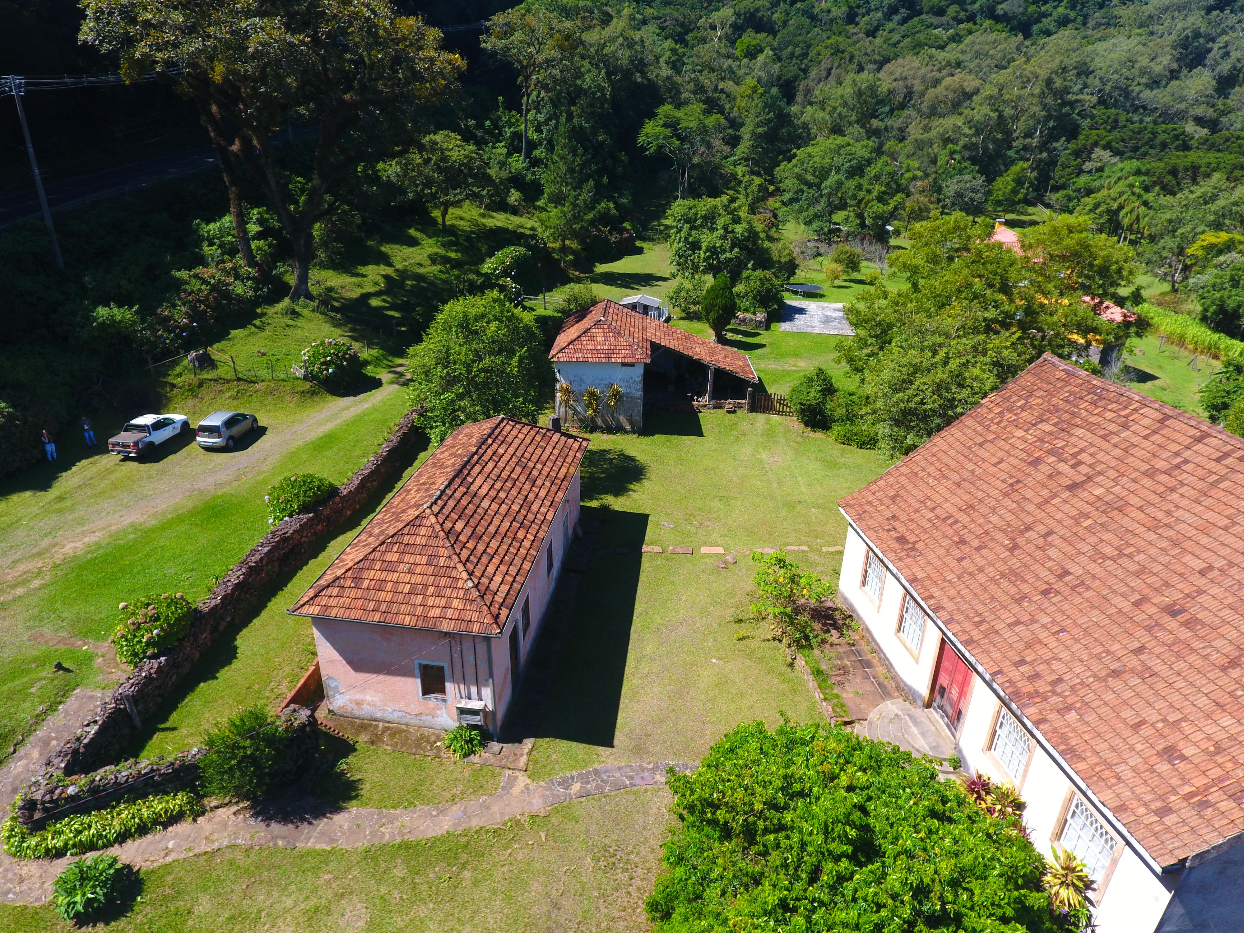 Fazenda à venda com 3 quartos, 790m² - Foto 4