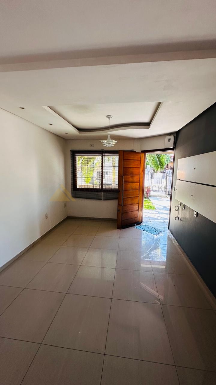 Casa à venda com 2 quartos, 95m² - Foto 11