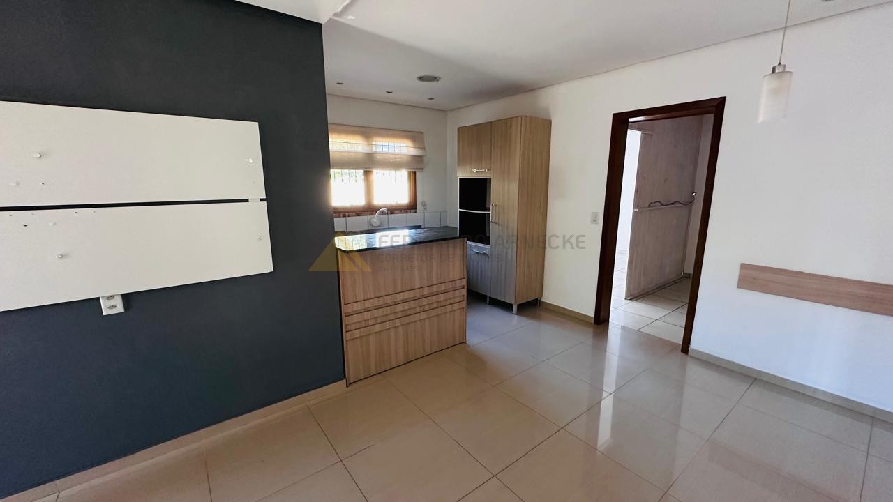 Casa à venda com 2 quartos, 95m² - Foto 9